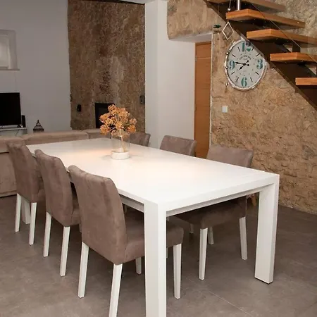 Beautiful Cozy Near Nazare, Leiria&batalha Juncal (Leiria)