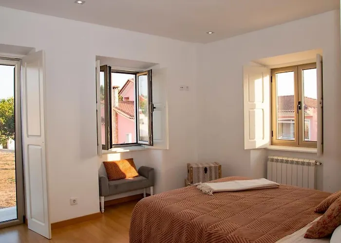 Beautiful Cozy Near Nazare, Leiria&batalha Vakantiehuis *