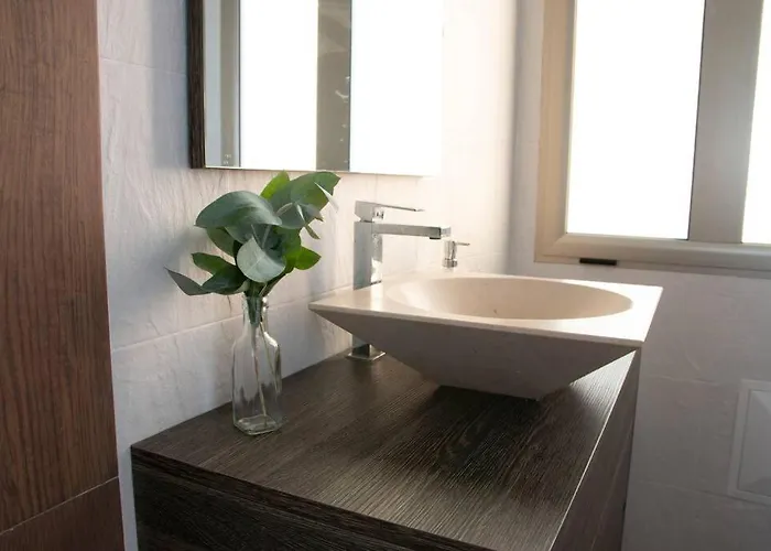 Beautiful Cozy Near Nazare, Leiria&batalha